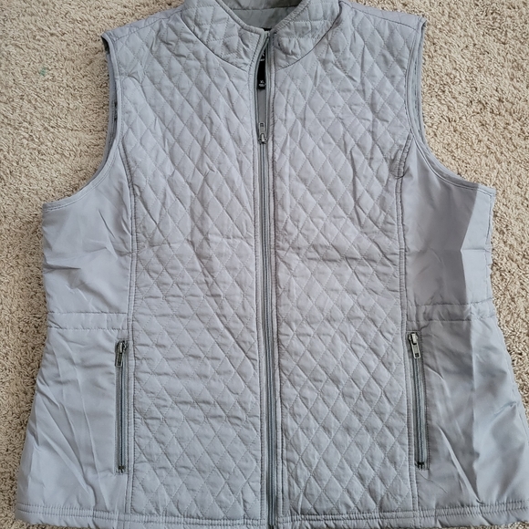 Relativity Vest - Picture 1 of 2
